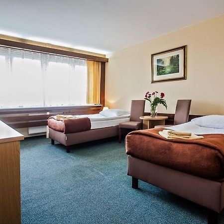 Olimpia Aparthotel พอซนาน ภายนอก รูปภาพ