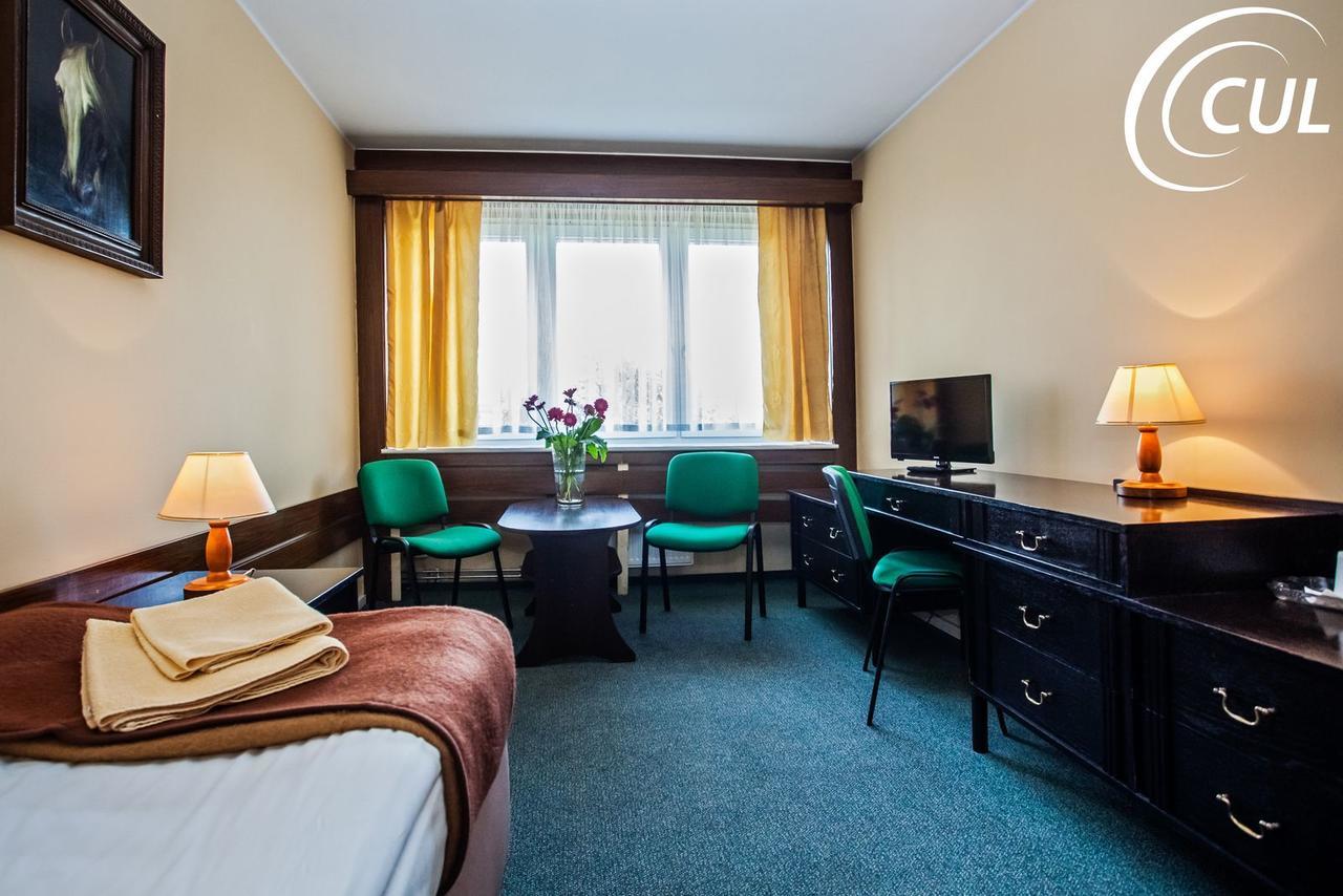 Olimpia Aparthotel พอซนาน ภายนอก รูปภาพ